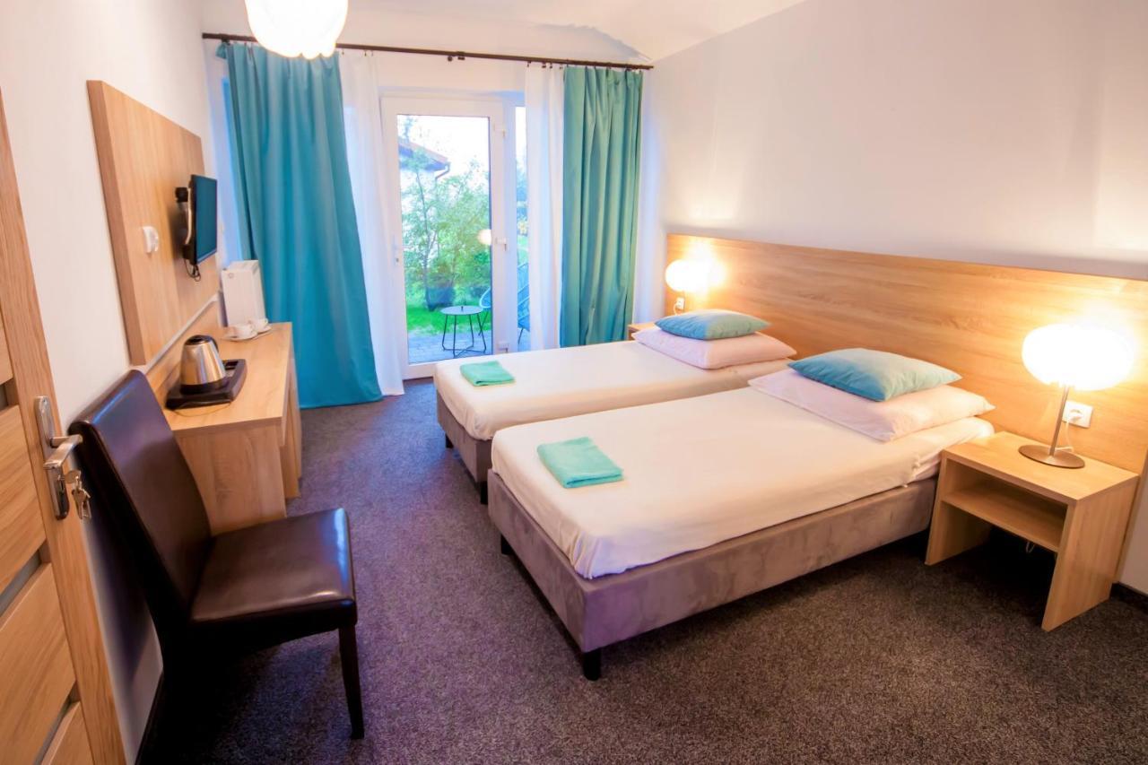 Sadova Park Villa Ślesin Eksteriør billede