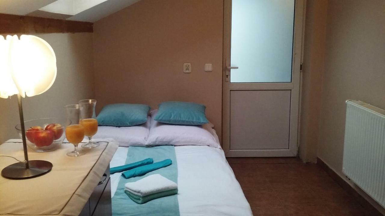 Sadova Park Villa Ślesin Eksteriør billede